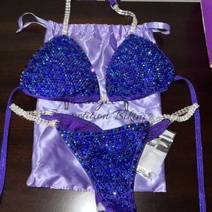 Bodybuilding competition bikini